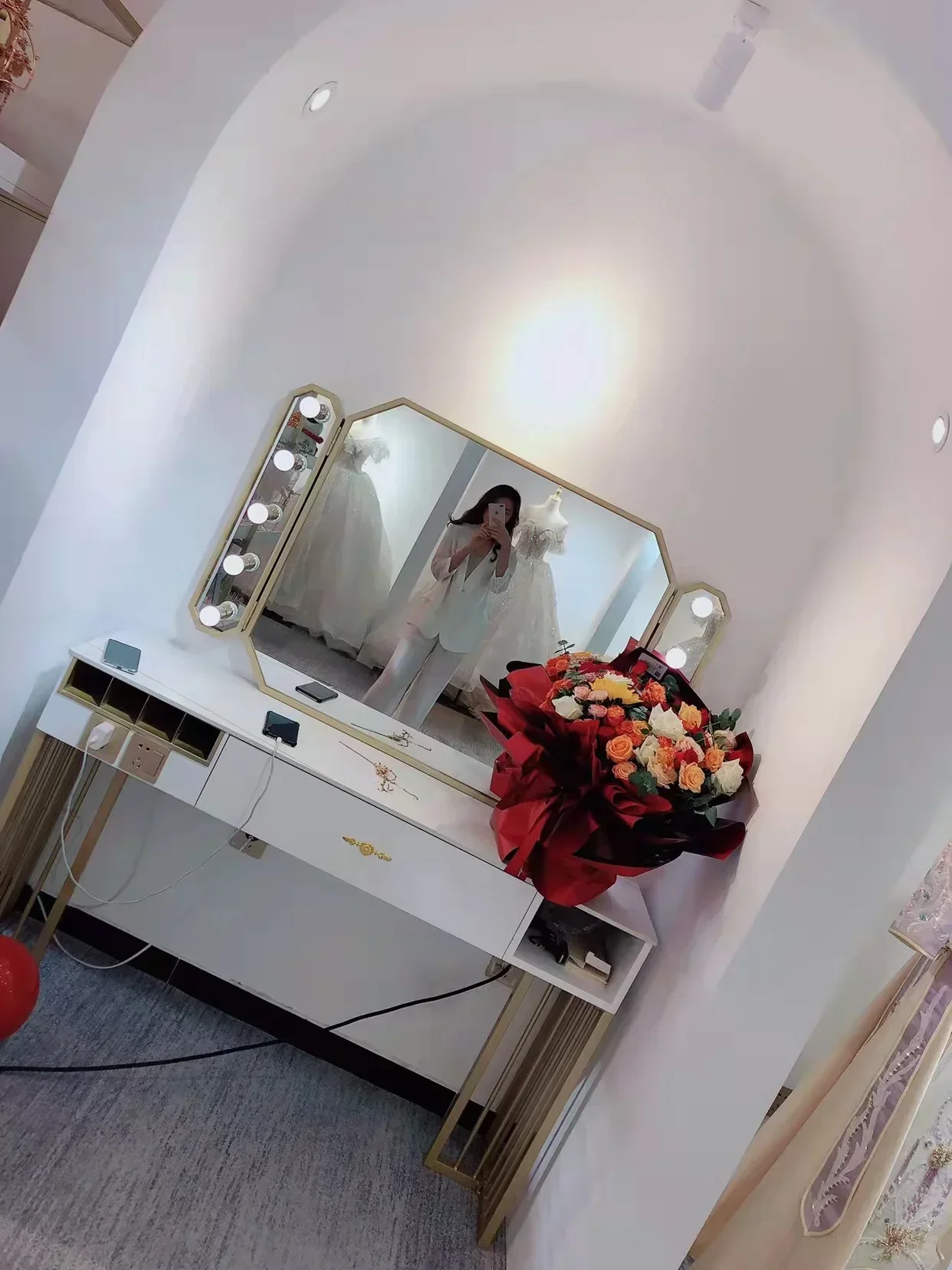 Estudio fotográfico, tocador d - Beauty And Makeup Studio reseña y precio