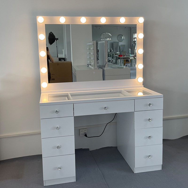 Spot Internet celebridad estud - Beauty And Makeup Studio reseña y precio